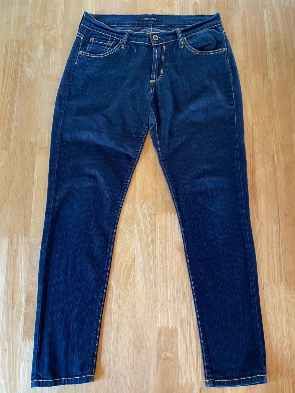 James Jeans Slim Straight Dark Wash Twiggy Women’s Size 29